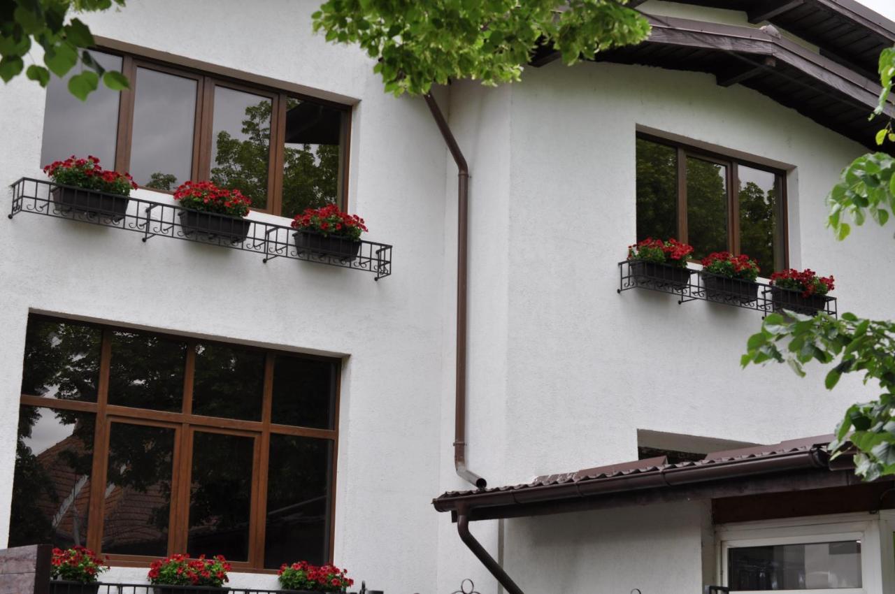 Casa Romaneasca Curtea de Argeş Exterior foto